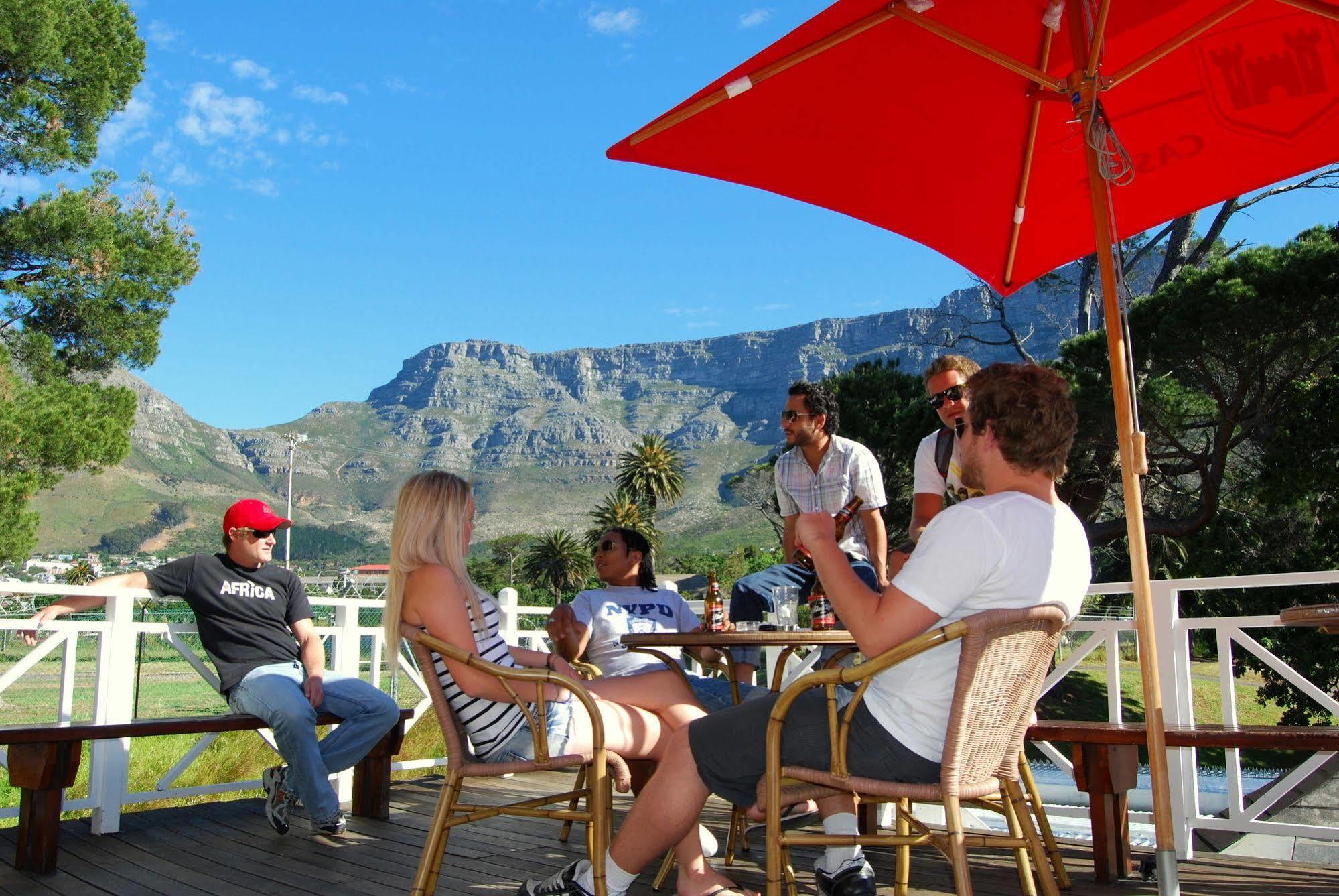 Ashanti Lodge Backpackers Kapstaden Exteriör bild
